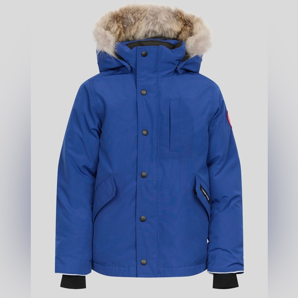 CANADA GOOSE KIDS Youth Logan Parka
Size 18 Youth - XL
